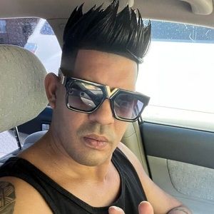 Meet your Posher, Jose leonel